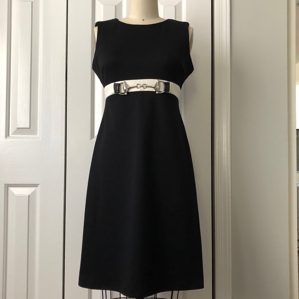 Classic Design sleeveless Dress